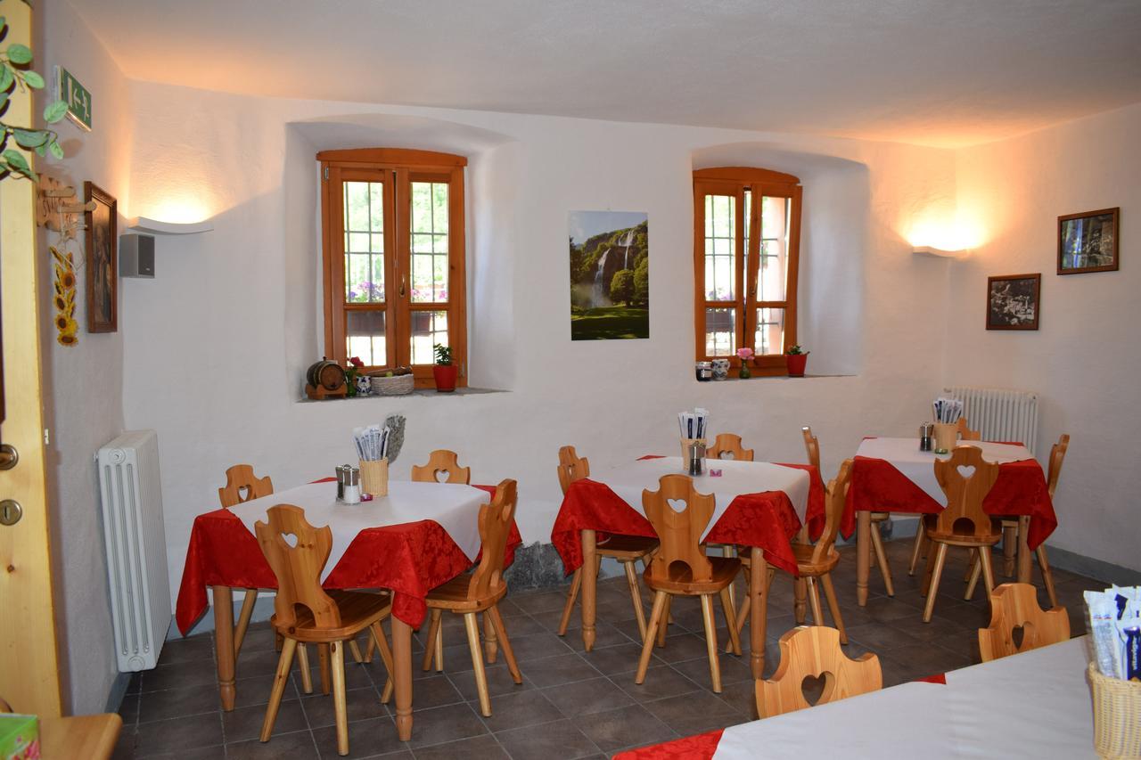 Hotel Italo-Svizzero Chiavenna Esterno foto