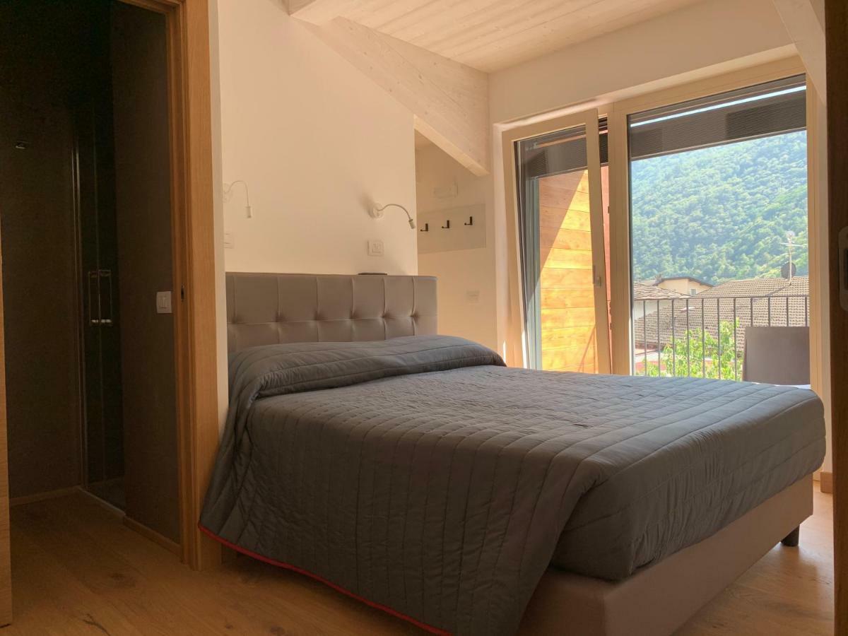 Hotel Italo-Svizzero Chiavenna Esterno foto