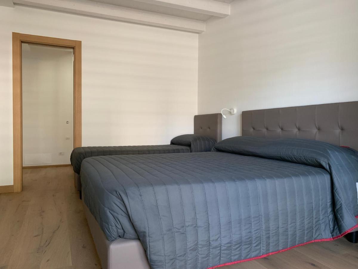 Hotel Italo-Svizzero Chiavenna Esterno foto